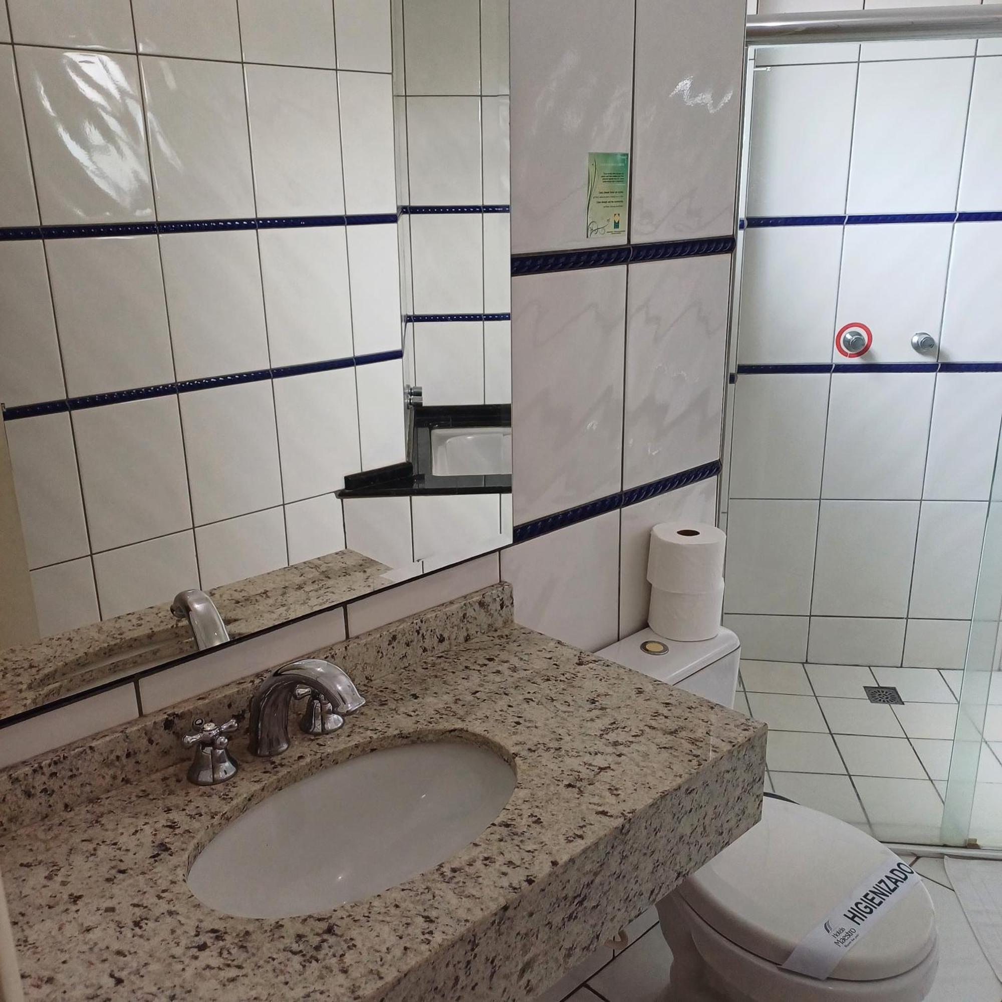 Hotel Maestro Express Toledo Толедо Экстерьер фото