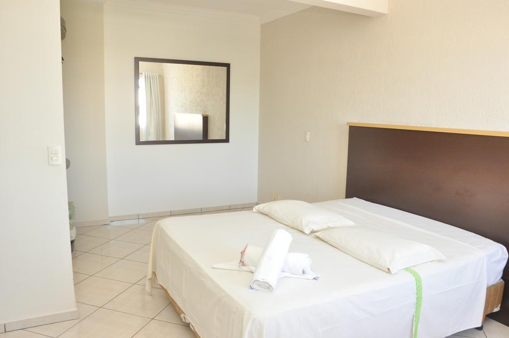 Hotel Maestro Express Toledo Толедо Экстерьер фото
