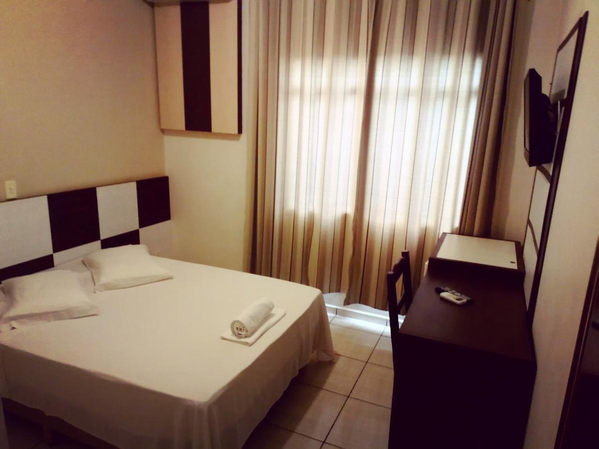 Hotel Maestro Express Toledo Толедо Экстерьер фото