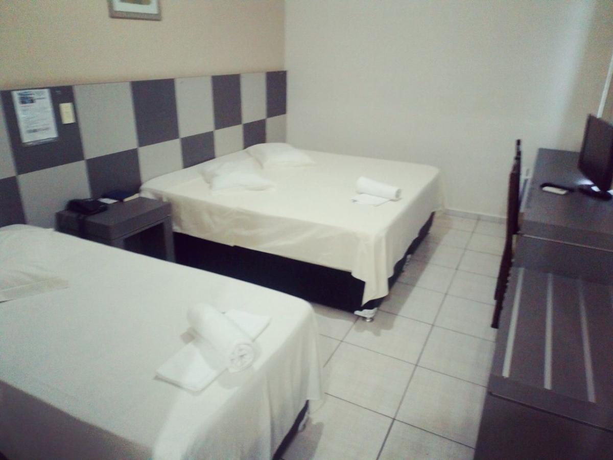 Hotel Maestro Express Toledo Толедо Экстерьер фото